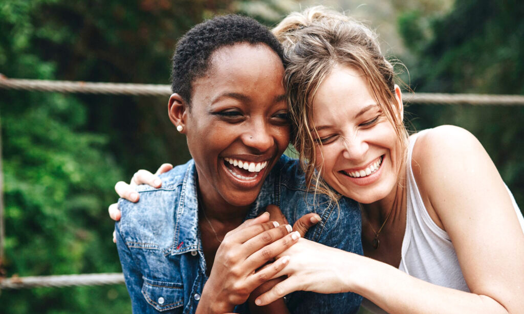 Gemini & Leo Compatibility: Love, Friendships & More