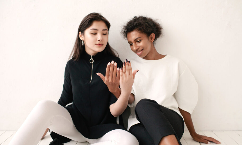 How To Know If Your Relationship Is Healthy, From An MD