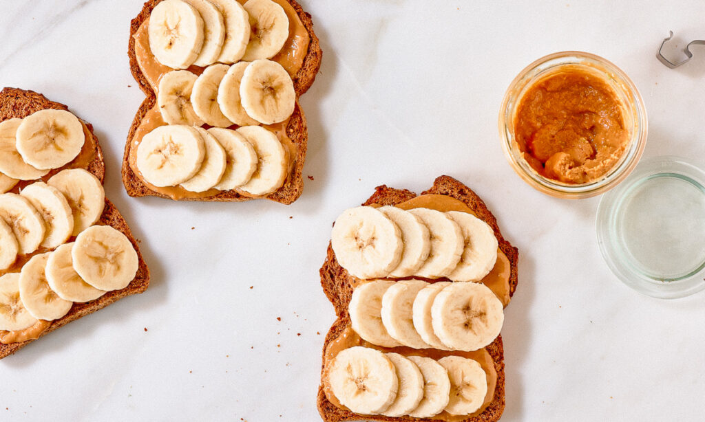 The 3 Best Pre-Workout Snacks For A Major Energy Boost, From An RD