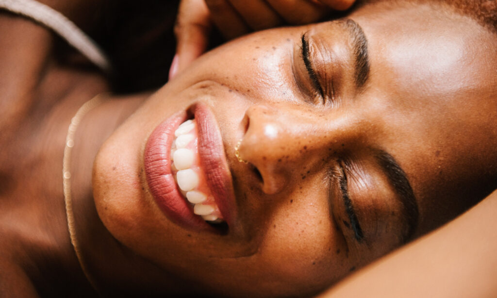 A Functional Dentist’s Guide To Eating For Stronger Teeth & Gums