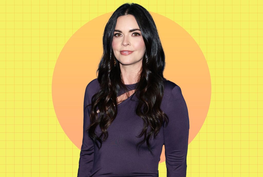 Katie Lee Biegel’s Easy Sheet-Pan Fish and Chips Recipe Katie Lee Biegel's Easy Sheet-Pan Fish and Chips Recipe