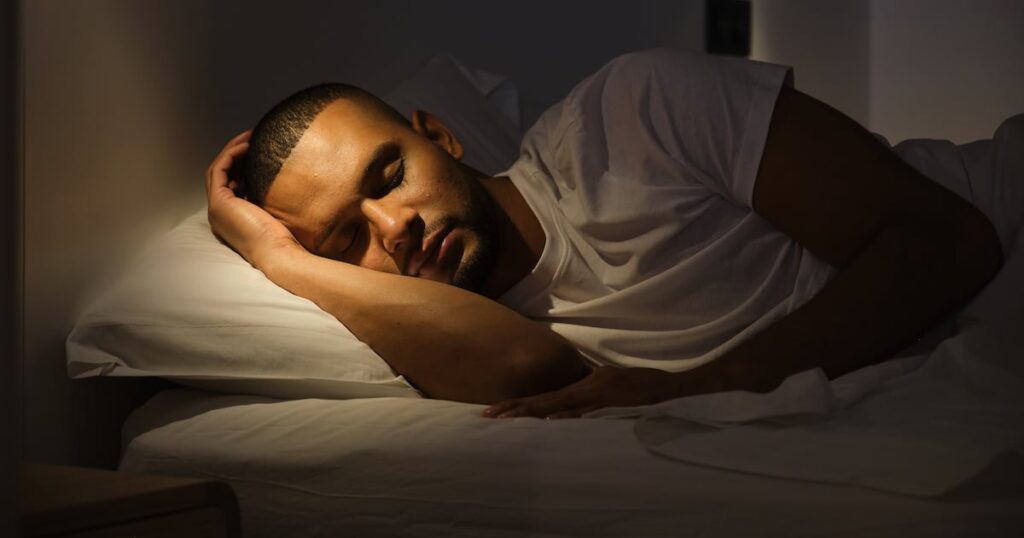 Review highlights tart cherry, kiwi and dairy sleep interventions for elite athletes