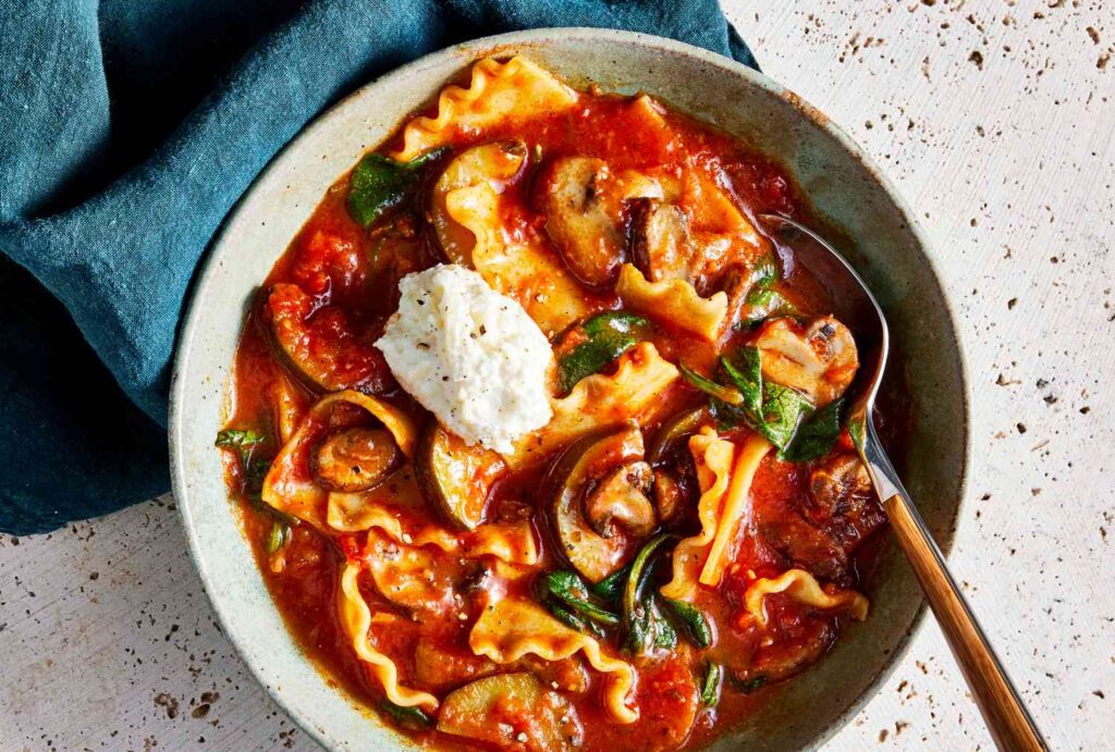 20+ Comforting Vegetarian Soups Ready in 30 Minutes 20+ Comforting Vegetarian Soups Ready in 30 Minutes