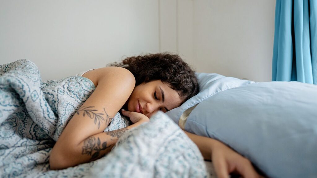 4 Reasons Masturbation Before Sleep Can Be Healthy for You