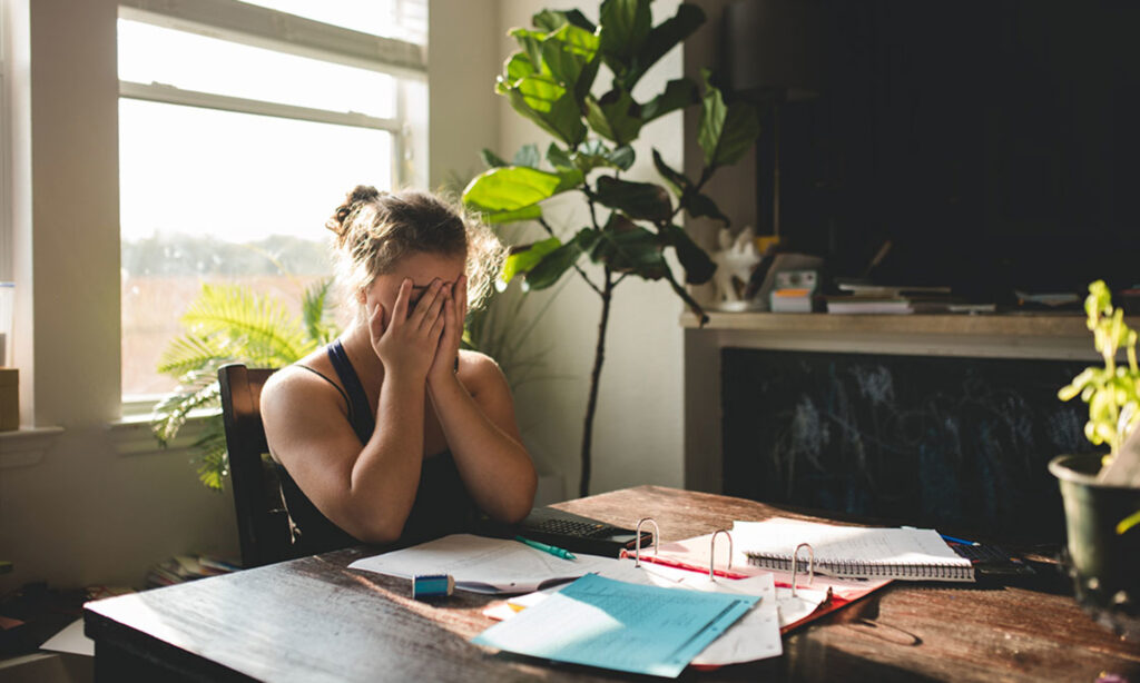 Move This Much Each Day To Beat Hormonal Brain Fog, Study Finds Move This Much Each Day To Beat Hormonal Brain Fog, Study Finds