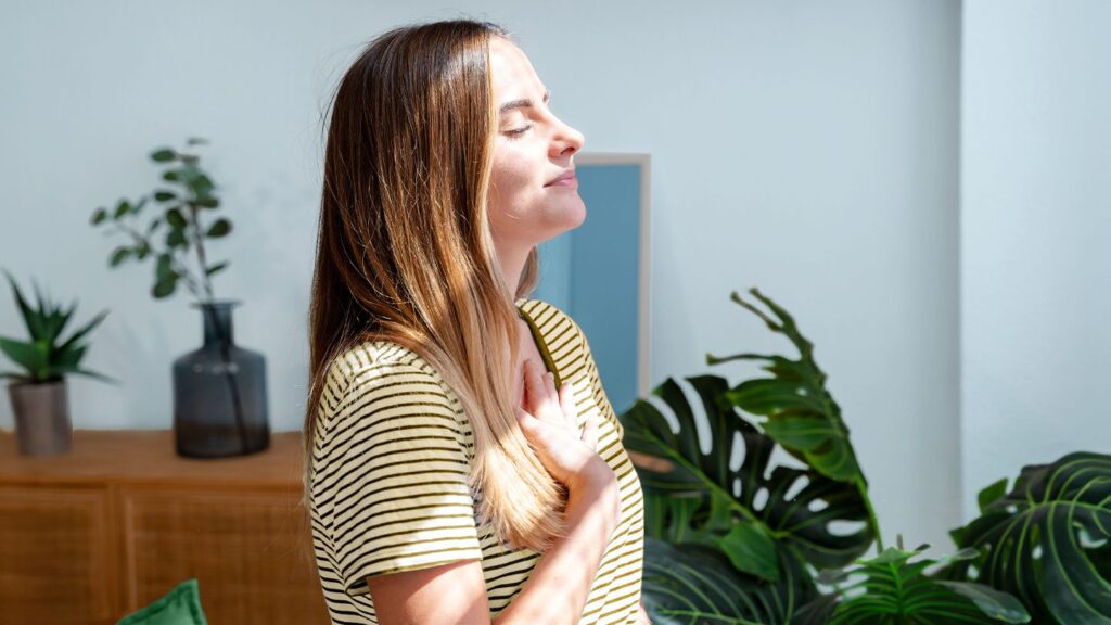 7 Stress-Busting Strategies Psychologists Use When They Feel Overwhelmed