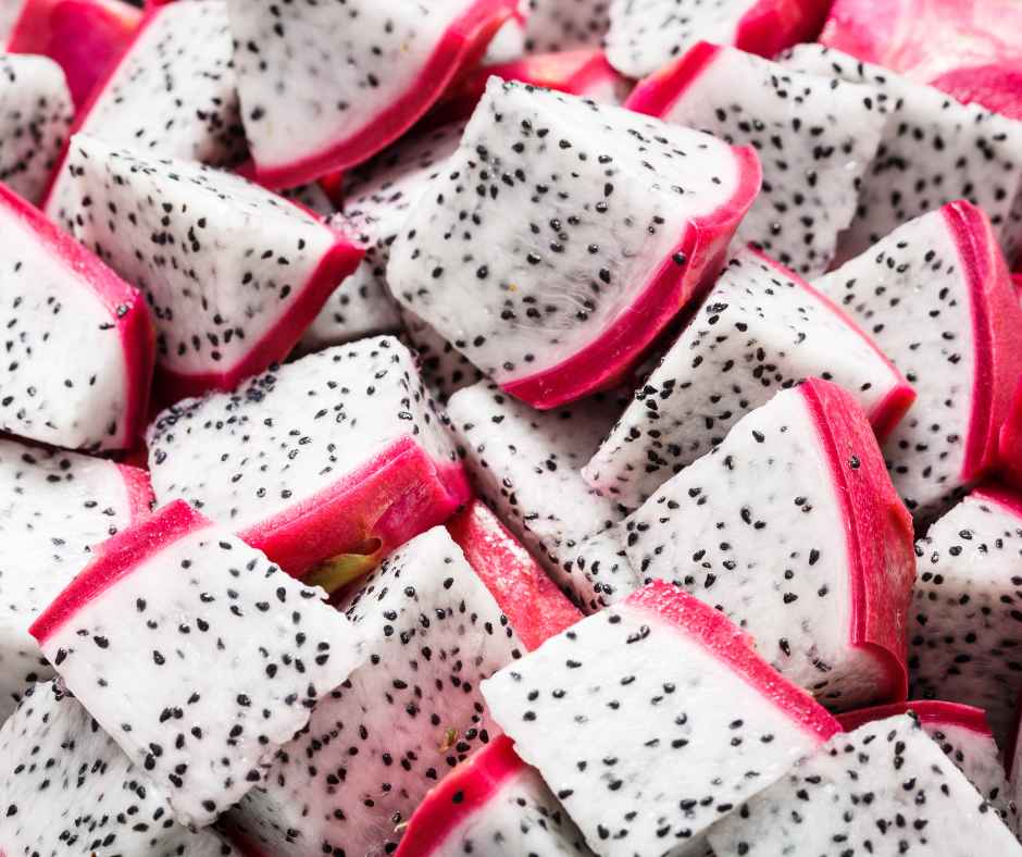 How to Cut a Dragon Fruit Properly: Easy Step-by-Step Guide How to Cut a Dragon Fruit Properly: Easy Step-by-Step Guide